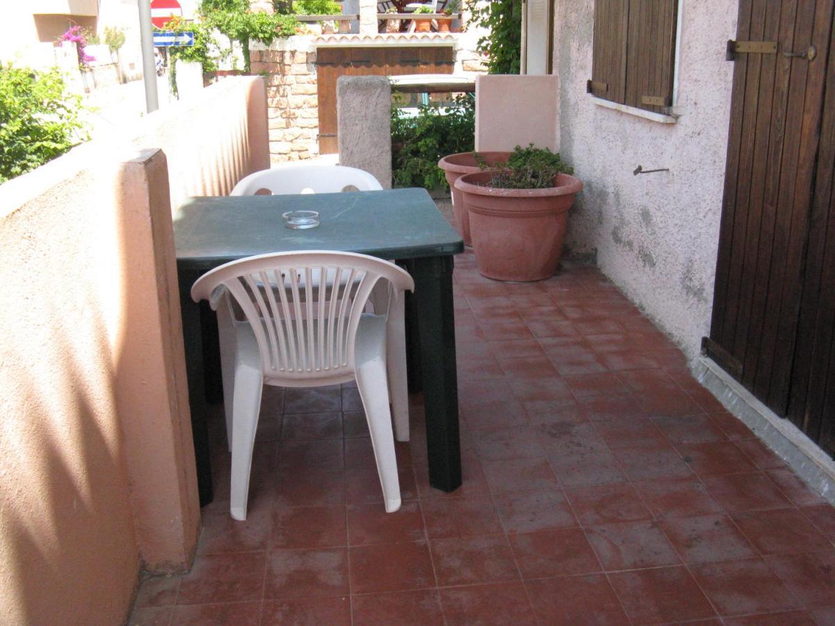 Borgo Spiaggia Isola Rossa Exterior photo
