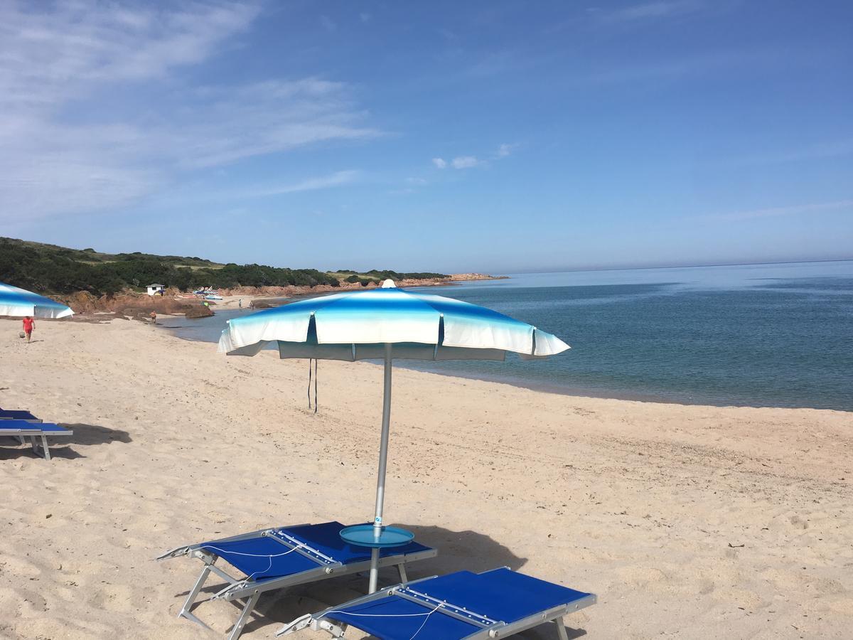 Borgo Spiaggia Isola Rossa Exterior photo